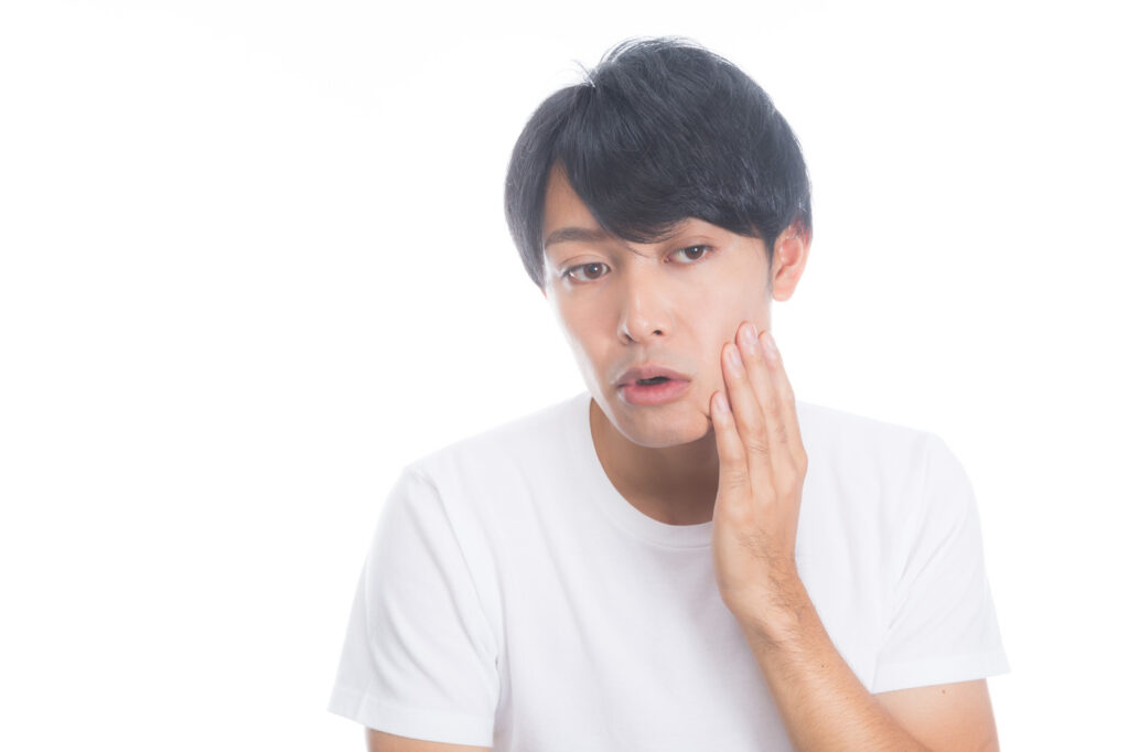 脂性肌のメンズにおすすめのフェイスパウダーを紹介の写真